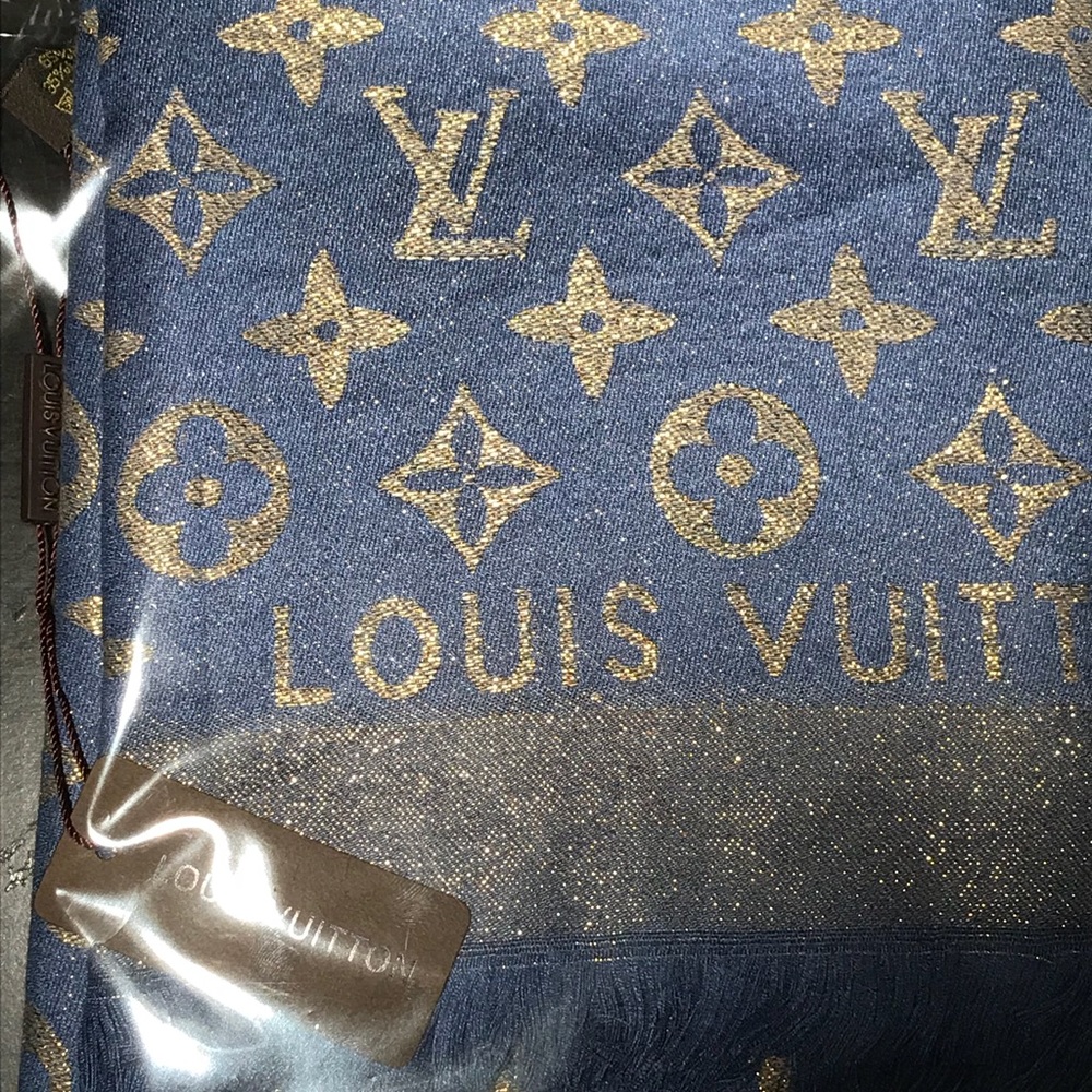 Louis Vuitton Scarf